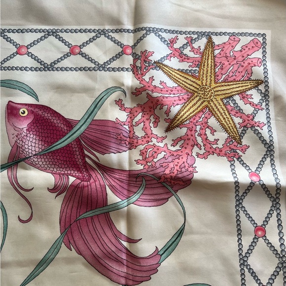 GUCCI SEA LIFE/LARGE SCARF - Picture 3 of 6